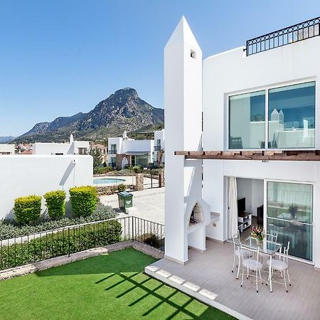 Seaview Selvi Village Apt Karşıyaka  Dış mekan fotoğraf