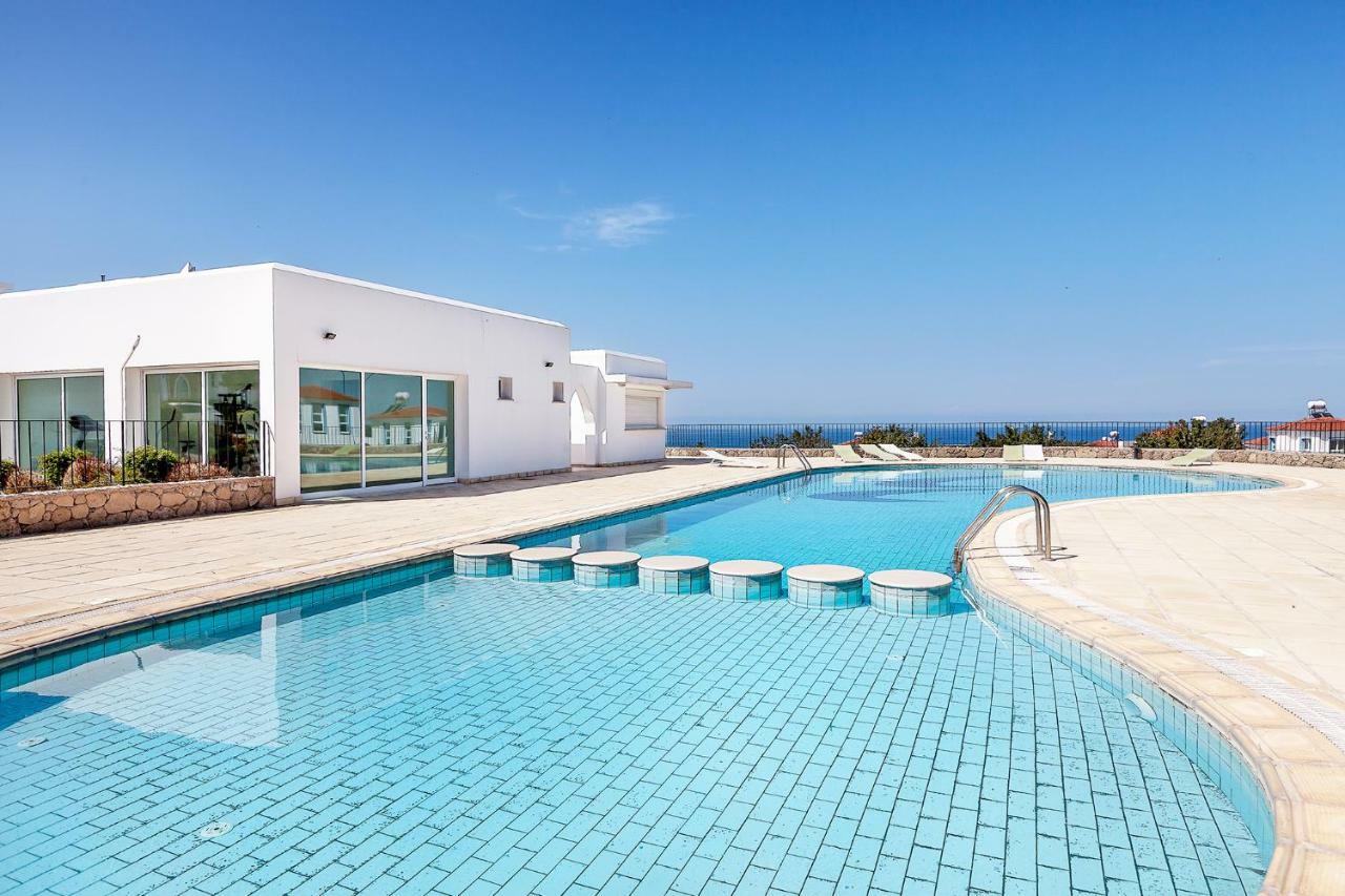 Seaview Selvi Village Apt Karşıyaka  Dış mekan fotoğraf