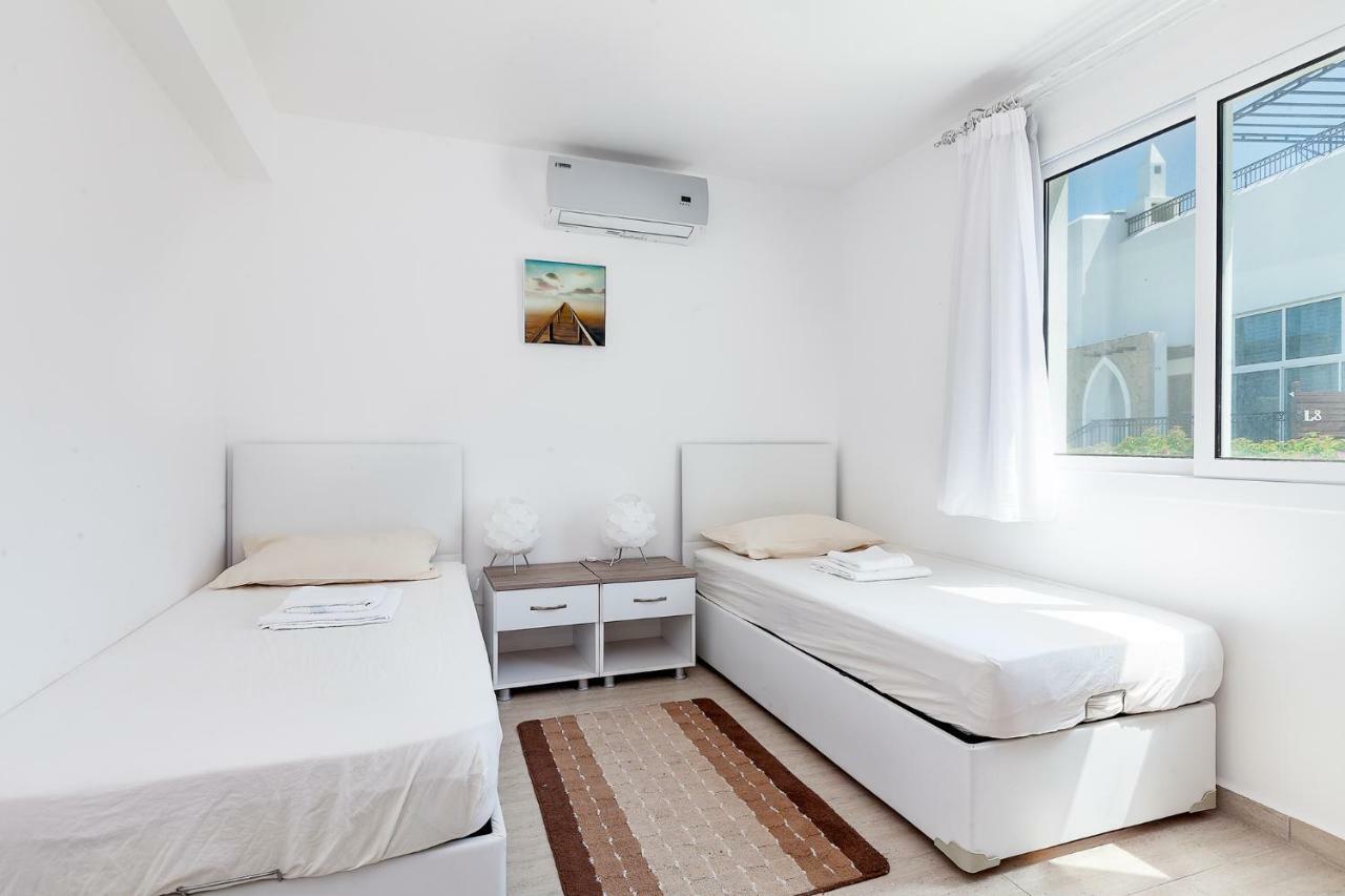Seaview Selvi Village Apt Karşıyaka  Dış mekan fotoğraf